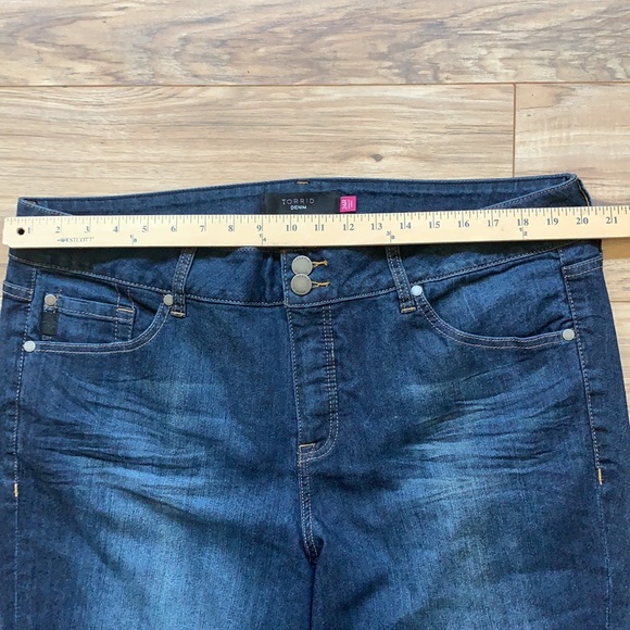 Torrid Slim Fix Collection Denim Jeans - Picture 4 of 6